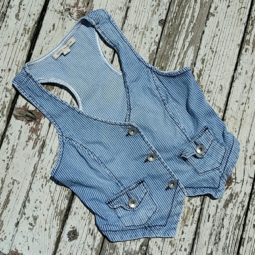 Forever 21 striped vest size small.